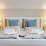 Pihi Pensión 3*