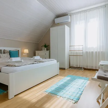 Pihi 4* Bytom