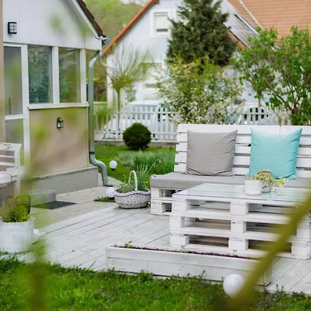Guest house Pihi Vendeghaz Badacsonytomaj